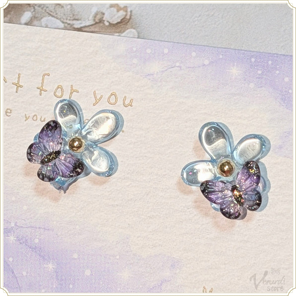 蝶とお花のピアス(ブルー)