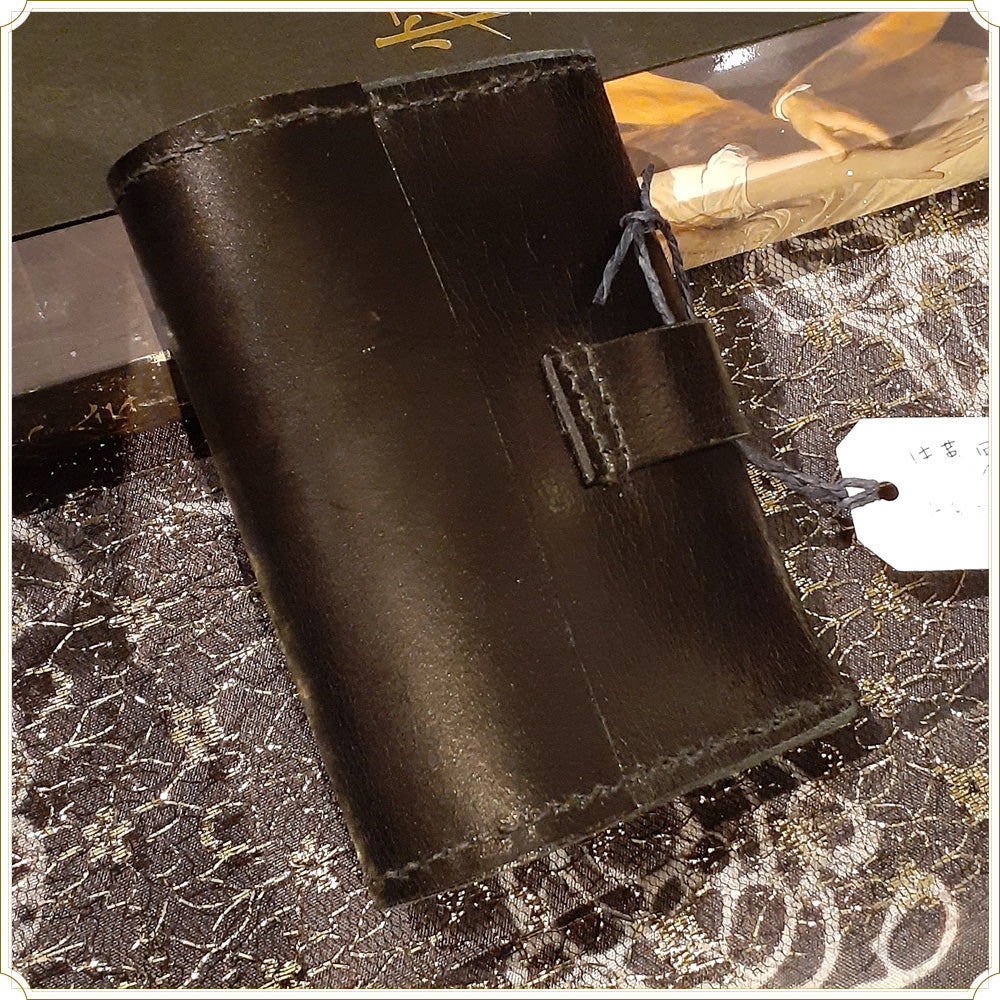 牛革 黒のカードケース