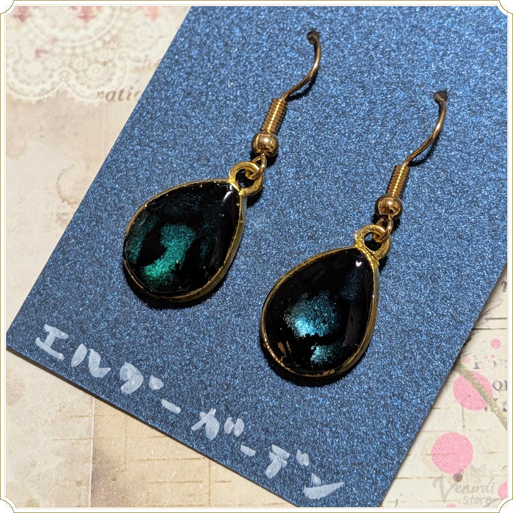 革レジン ピアス（ブルーモザイク）