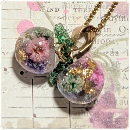 花チェリーネックレス