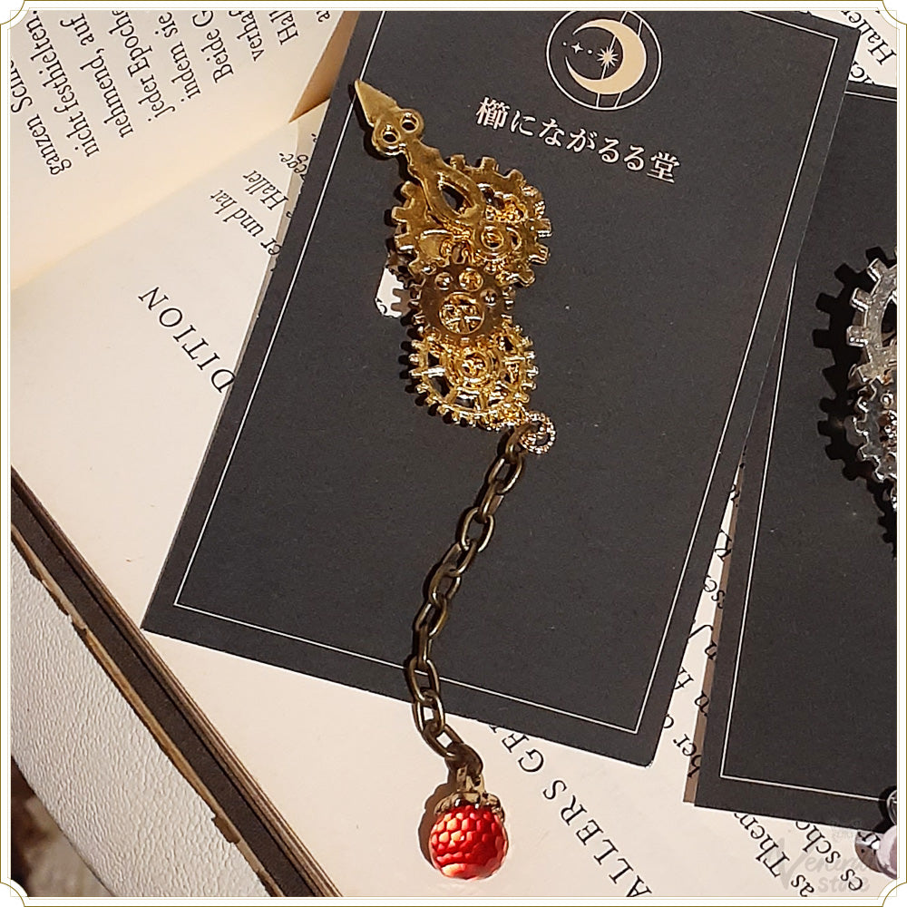 機械仕掛けのイヤーカフ