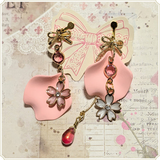 桜のアシンメトリーイヤリング