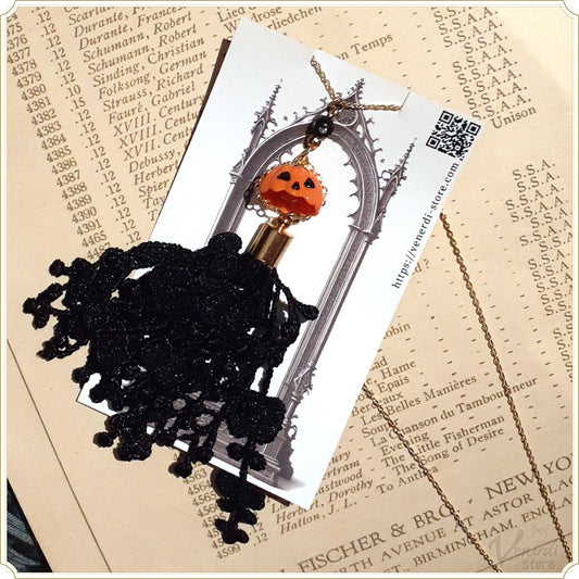 ハロウィンカボチャのペンダント
