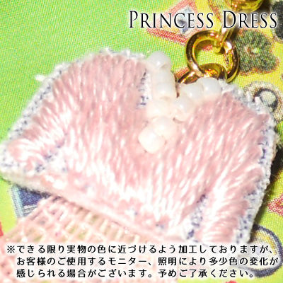 ピンクのドレスピアス