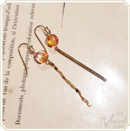 スティック×チェーンのシンプルピアス