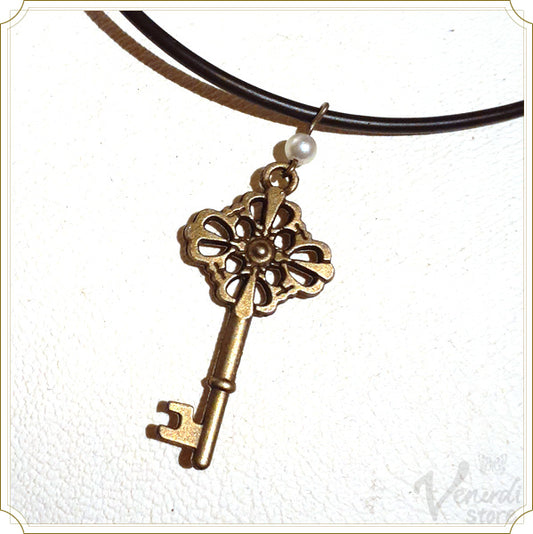 アンティーク調鍵ペンダント パール
