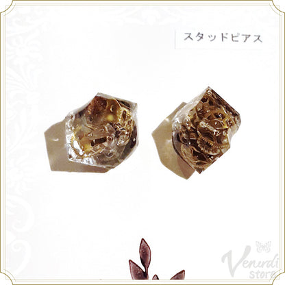 スチームパンク ピアス「ひと雫の宝石」