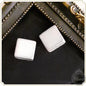 大人のタイルイヤリング ホワイト