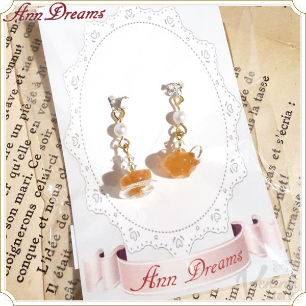 クリアティーカップ＆ティーポット　アシンメトリークリスタルイヤリング