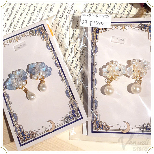 氷華のピアス(白・青)