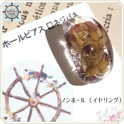 ミニバラのピアス