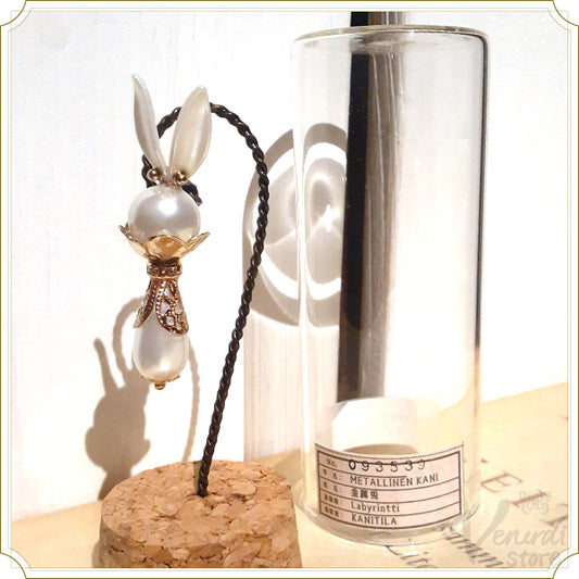 METALLINEN KANI 片耳用ピアス (257)