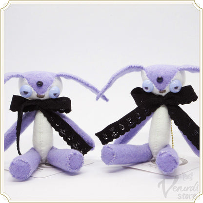 瞳の魔物キーホルダー(紫×白)