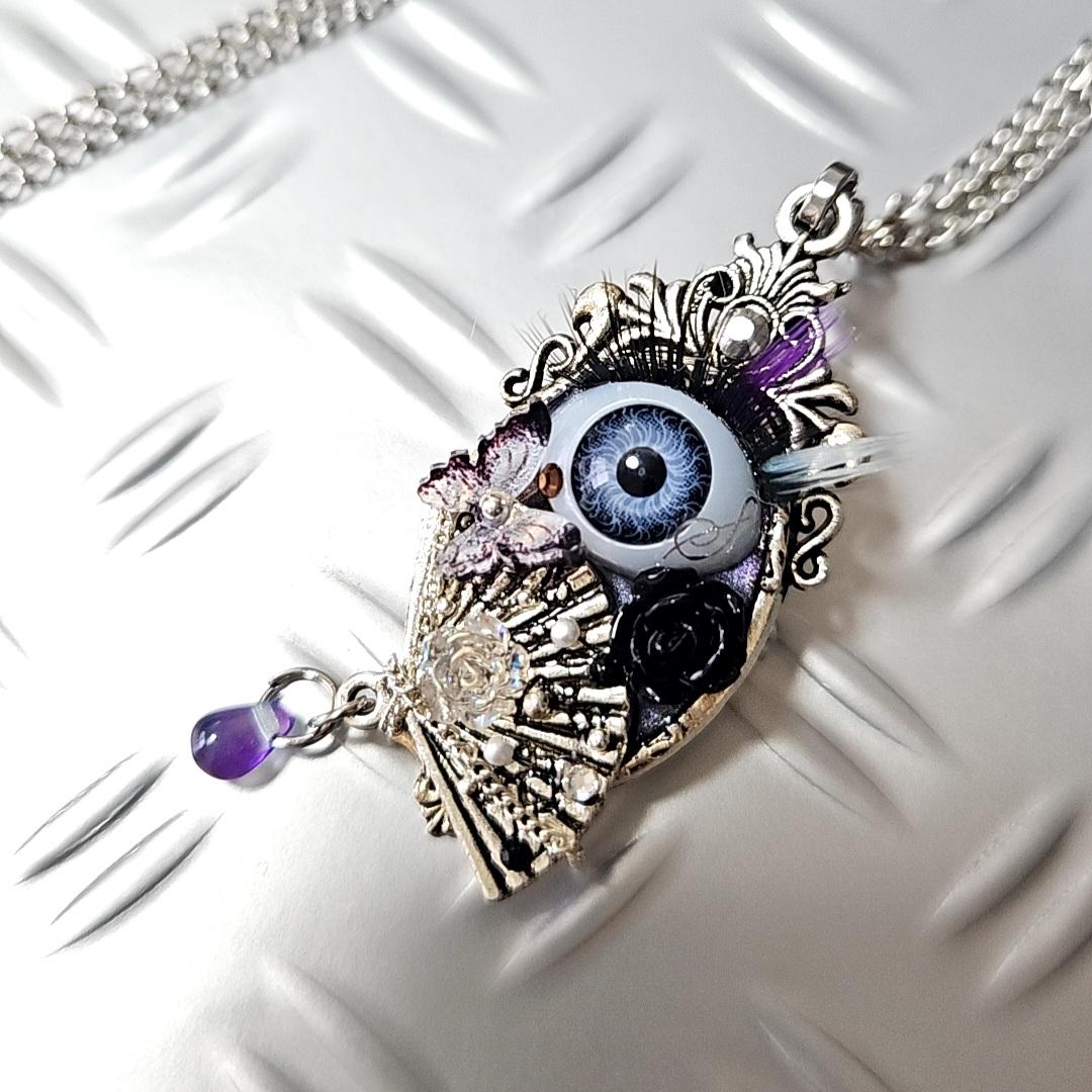 ゴシックブローチ＆ネックレス（灰）