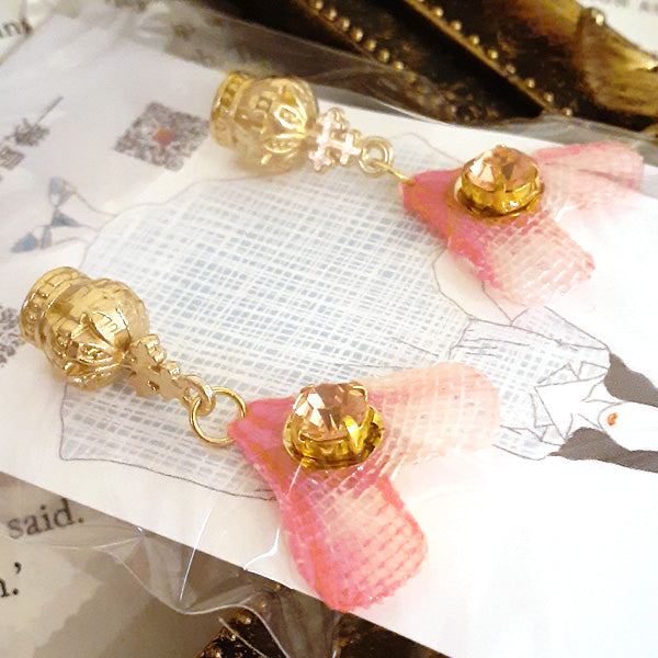 桜ピンクハートの王冠ピアス